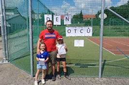 Den otců